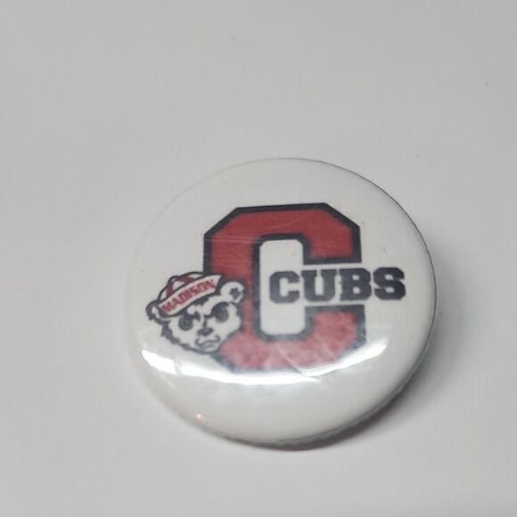 Madison High School Cubs Brooch Sports Pin Brooch - Picture 1 of 3